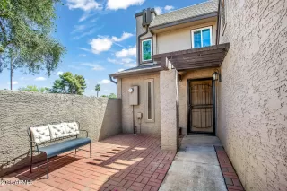 Photo #3: 7010149 Listing 