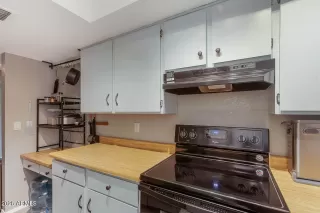 Photo #5: 7010149 Listing 