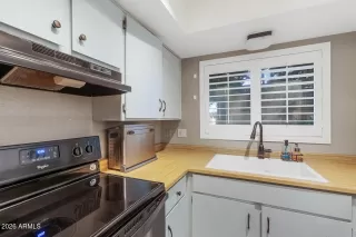 Photo #6: 7010149 Listing 