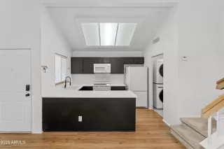 Photo #3: 7010559 Listing 