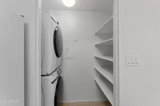 Photo #6: 7010559 Listing 