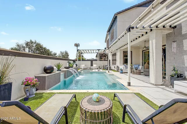 MLS: 7011047 Condo For Sale