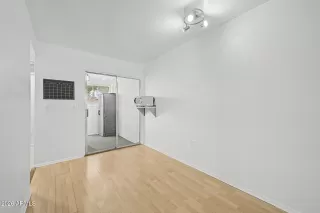 Photo #5: 7011059 Listing 