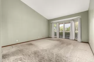 Photo #5: 7011270 Listing 