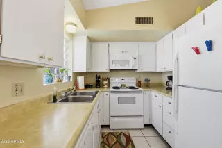 Photo #2: 7011473 Listing 