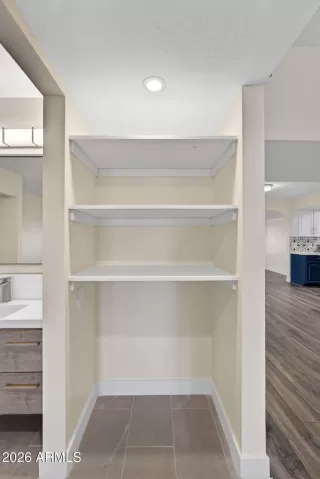 Photo #3: 7011605 Listing 