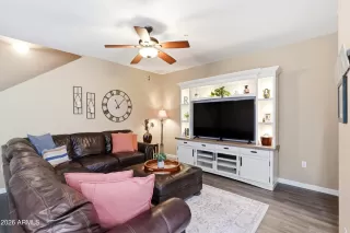 Photo #4: 7011684 Listing 