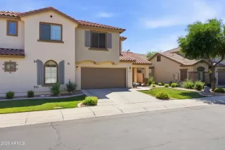 Photo #6: 7011743 Listing