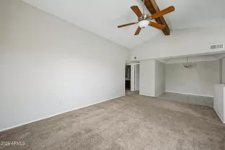 Photo #4: 7012106 Listing