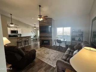 Photo #3: 7012129 Listing 