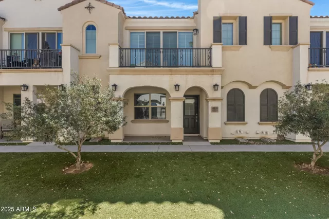 MLS: 7012157 Condo For Sale