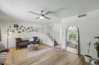 Photo #3: 7012378 Listing 