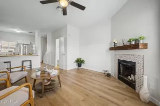 Photo #5: 7012423 Listing