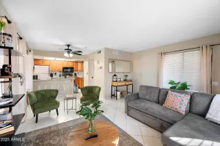 Photo #6: 7012603 Listing