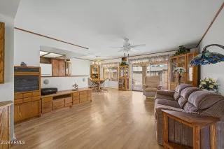 Photo #4: 7012679 Listing