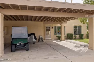 Photo #3: 7012690 Listing