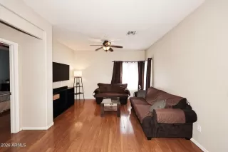 Photo #4: 7012733 Listing 