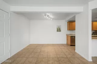 Photo #6: 7012872 Listing