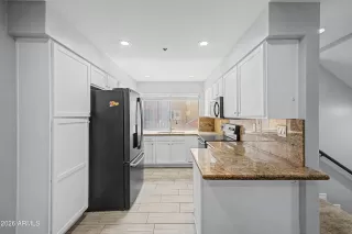 Photo #6: 7012978 Listing 