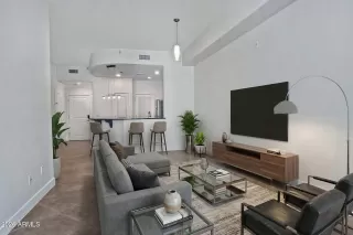 Photo #5: 7013107 Listing 