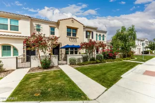 Photo #2: 7013173 Listing