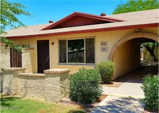 Browse active condo listings in SOUTHERN VILLAGE