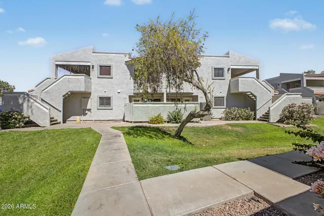 MLS: 7013637 Condo For Sale