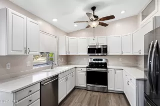 Photo #1: 7013777 Listing 