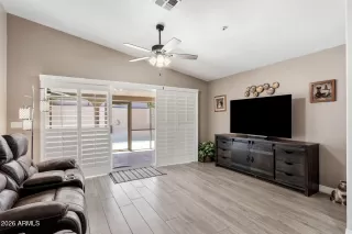 Photo #5: 7013777 Listing 