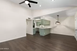 Photo #5: 7013812 Listing