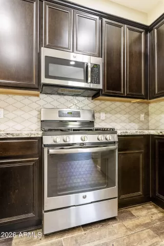 Photo #2: 7013853 Listing 