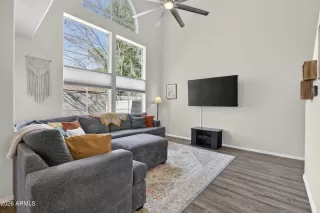 Photo #5: 7014204 Listing 