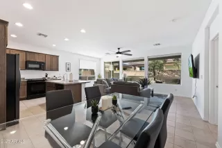 Photo #5: 7014534 Listing 