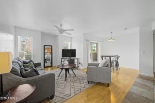 Photo #2: 7014557 Listing 