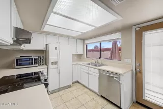 Photo #2: 7014584 Listing 