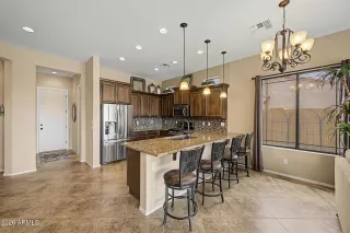 Photo #6: 7014681 Listing