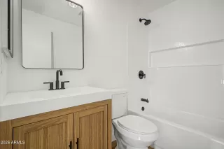 Photo #1: 7014730 Listing