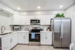 Photo #2: 7015266 Listing 