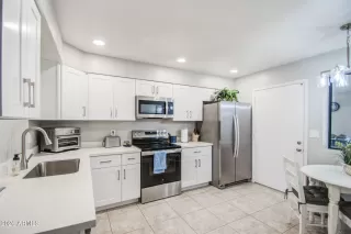 Photo #3: 7015266 Listing 