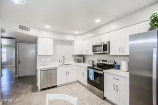 Photo #4: 7015266 Listing 