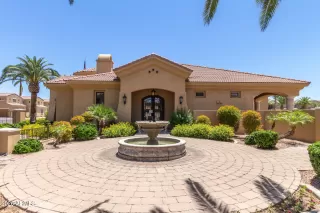 Photo #2: 7015296 Listing 