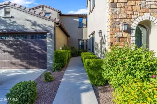 Photo #2: 7015333 Listing 