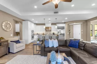 Photo #6: 7015333 Listing 