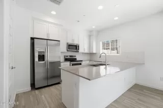 Photo #2: 7015484 Listing 