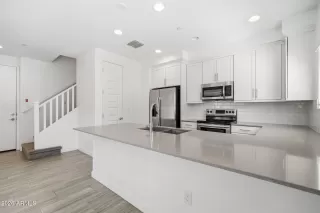 Photo #4: 7015484 Listing 