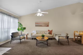 Photo #4: 7015586 Listing 