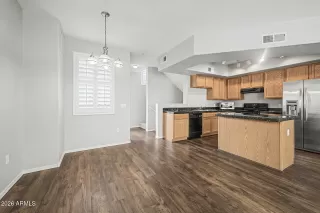 Photo #4: 7015693 Listing 