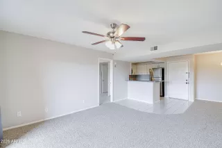 Photo #4: 7015747 Listing 