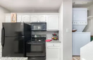 Photo #5: 7015771 Listing 