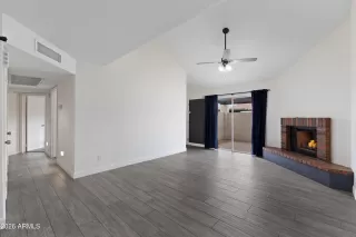 Photo #4: 7016009 Listing 